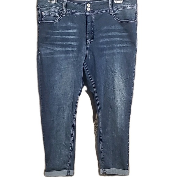 Angels Forever Young Denim - Angels Forever Young Curvy Convertible Jeans 16x25 Rhinestone Flap Pocket Cuffed